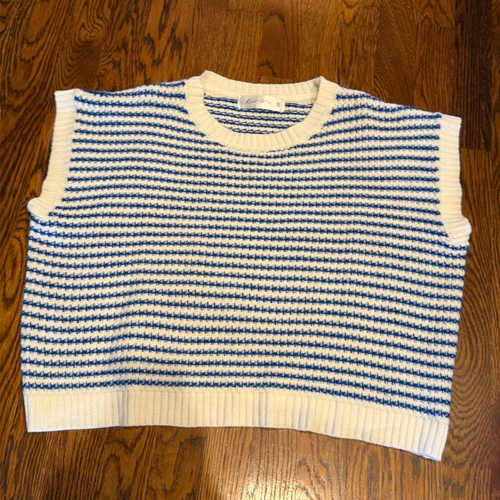 Knit mix sweater small